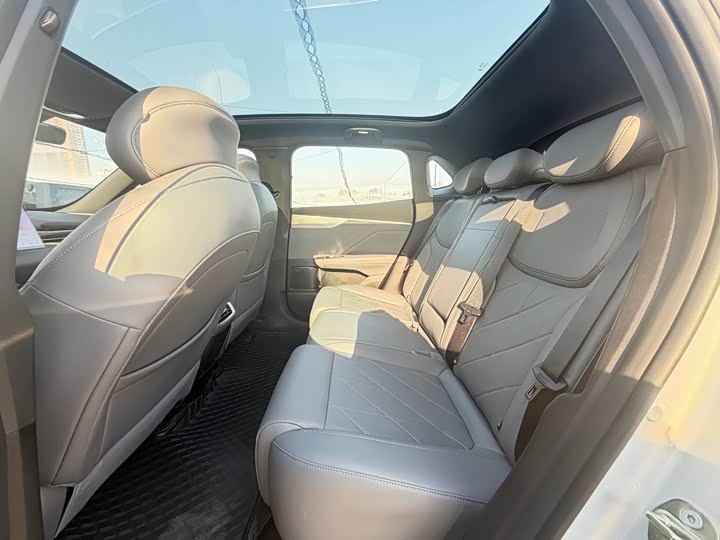 Changan Deepal S05, 2026 — фото 8 из 9
