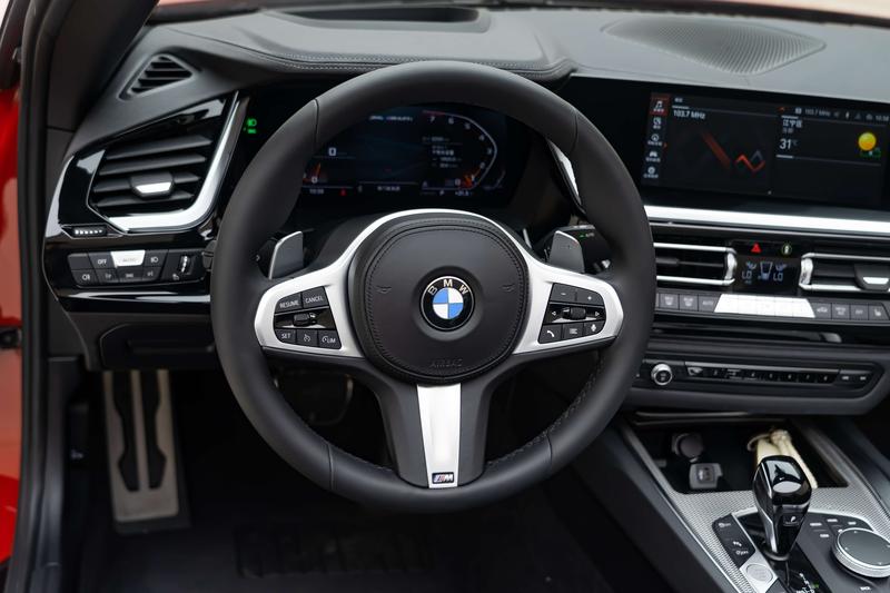 BMW Z4, 2022 — фото 9 из 12