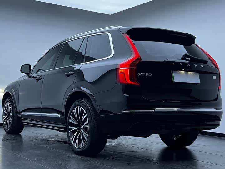 Volvo XC90 Hybrid, 2024 — фото 5 из 9