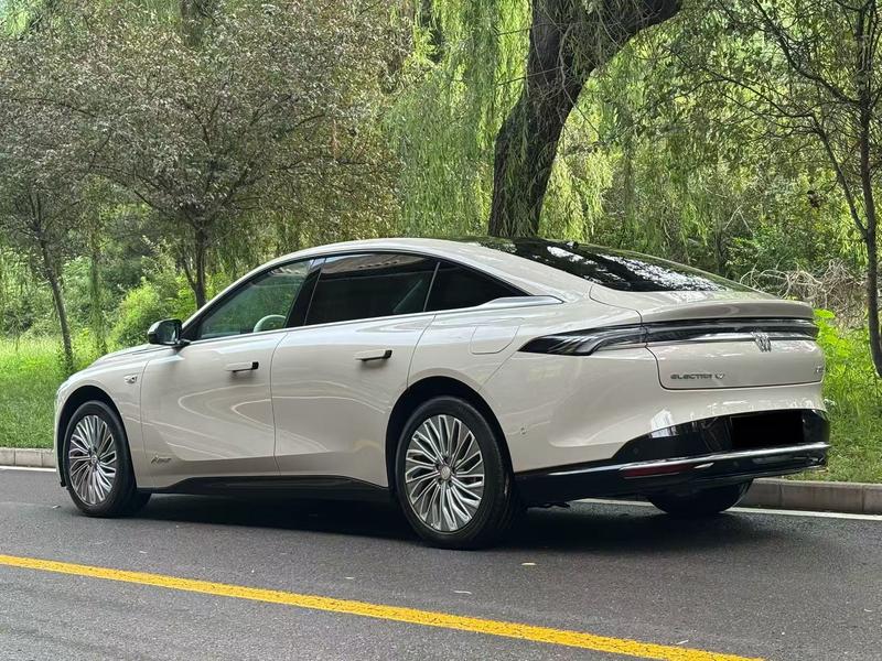 Buick Electra L7, 2025 — фото 4 из 10