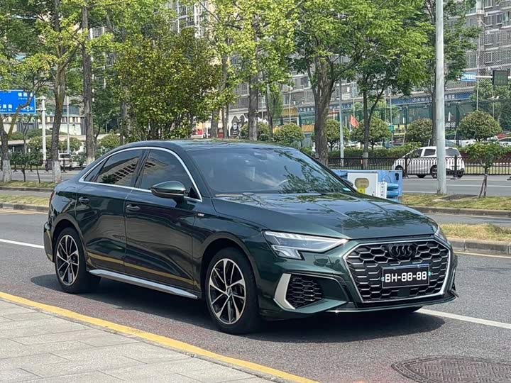 Audi A3, 2022 — фото 3 из 9