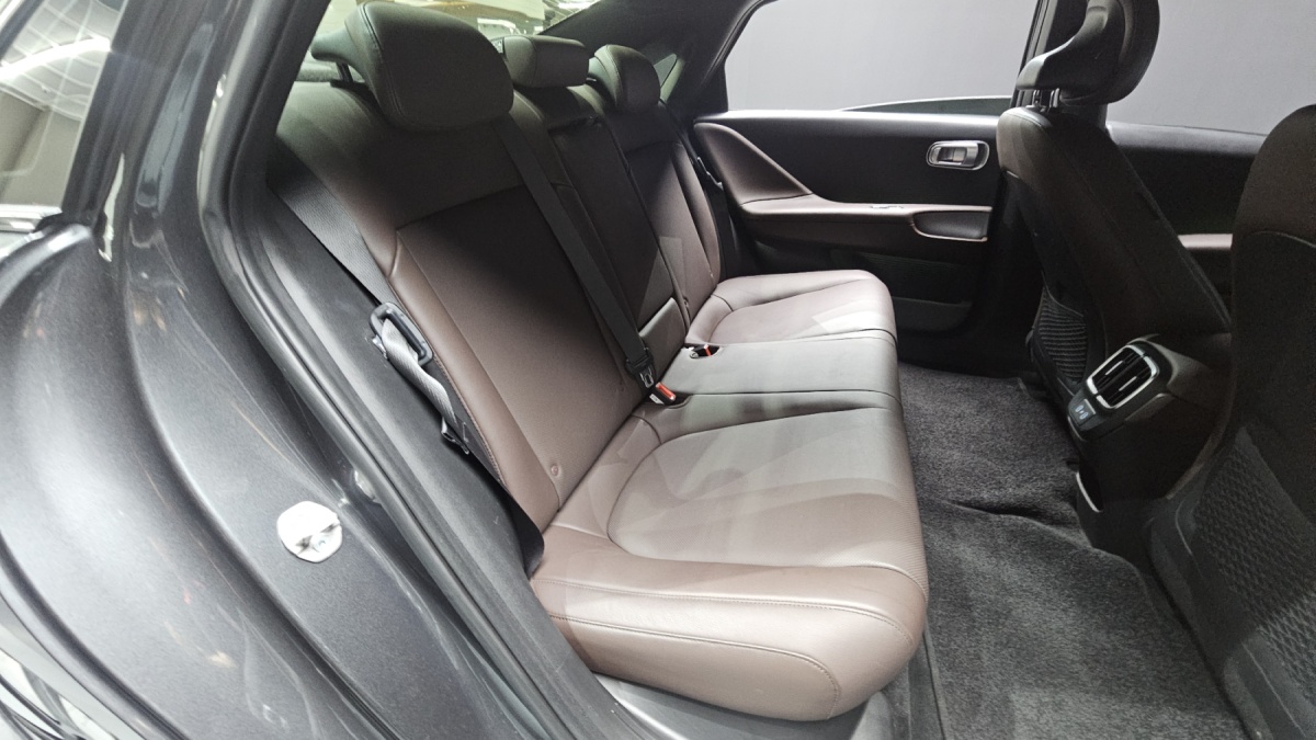 Hyundai Ioniq 6, 2023 — фото 10 из 12