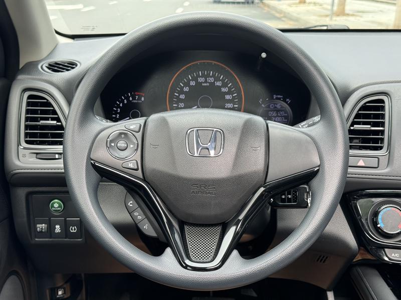 Honda Vezel, 2022 — фото 10 из 12