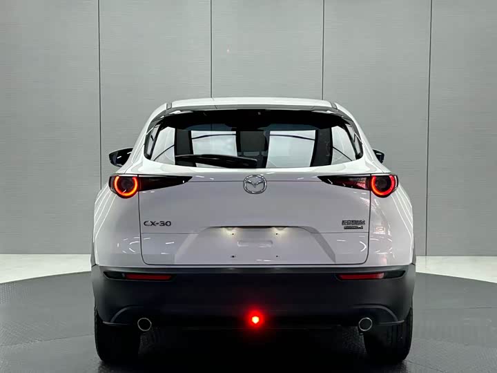 Mazda CX-30, 2022 — фото 4 из 9