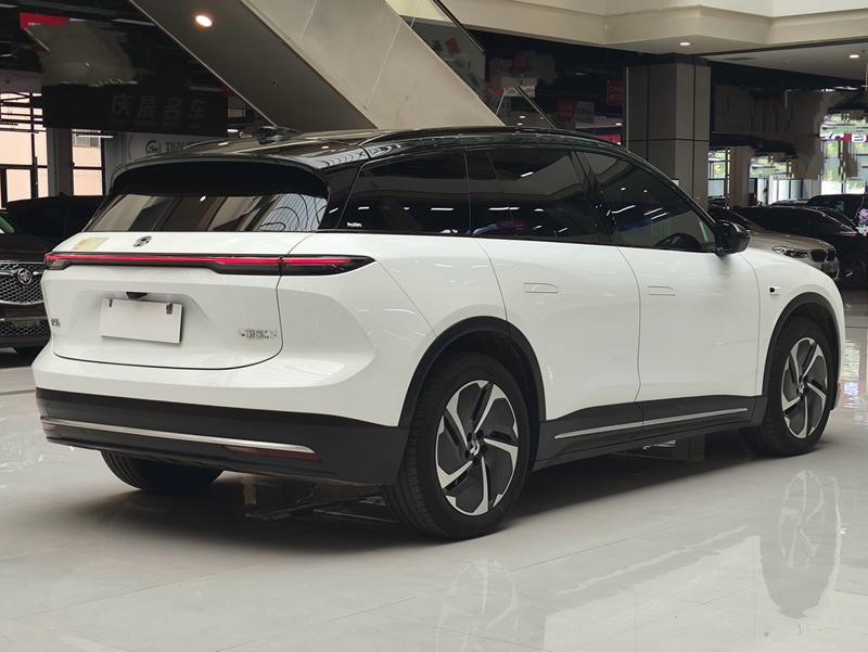 Nio ES6, 2024 — фото 7 из 12