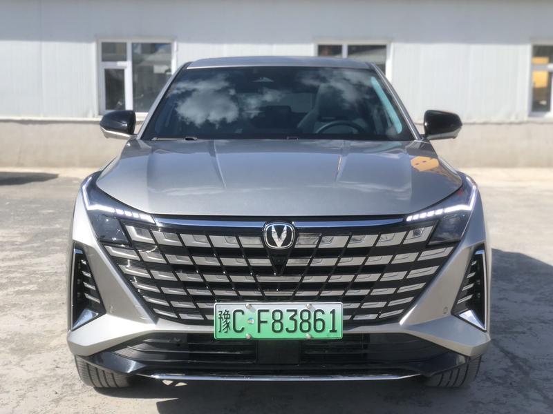 Changan UNI-Z Hybrid, 2024 — фото 2 из 9