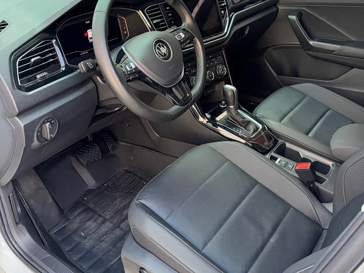 Volkswagen T-Roc, 2022 — фото 4 из 9
