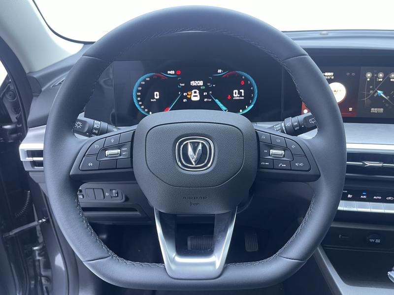 Changan CS35 Plus, 2022 — фото 10 из 12