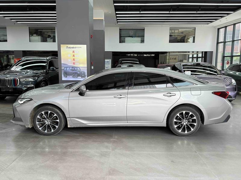 Toyota Avalon, 2022 — фото 3 из 12