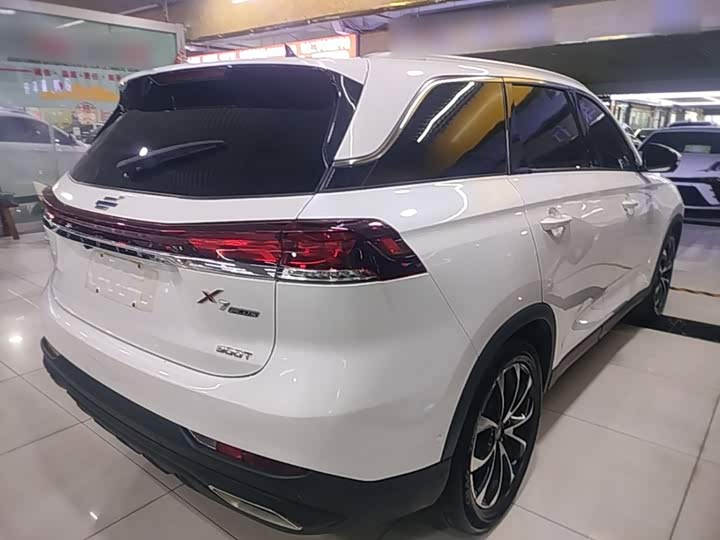 Changan Oshan X7 Plus, 2023 — фото 7 из 9