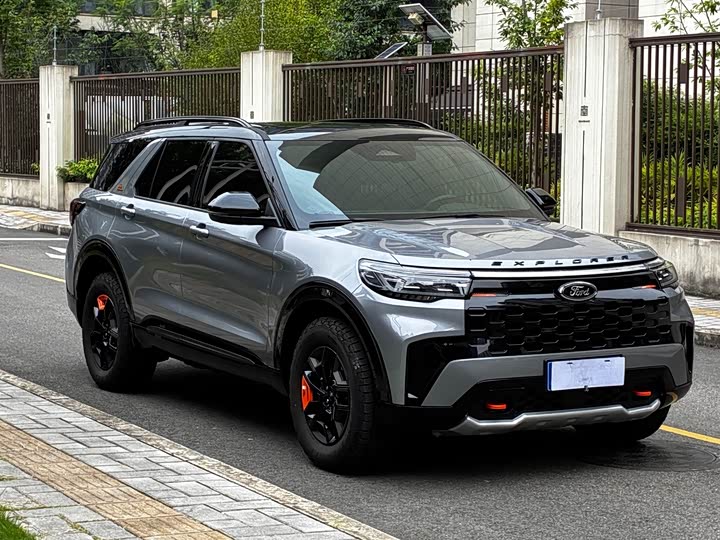 Ford Explorer, 2025 — фото 3 из 9