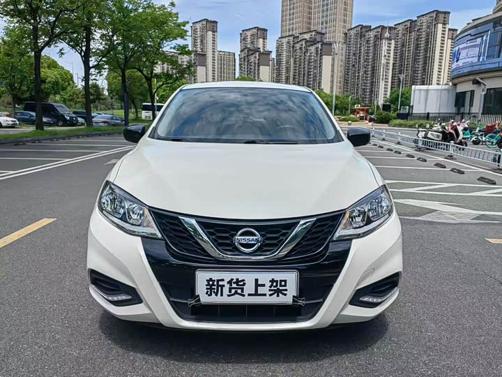 Nissan Tiida, 2024 — фото 2 из 9