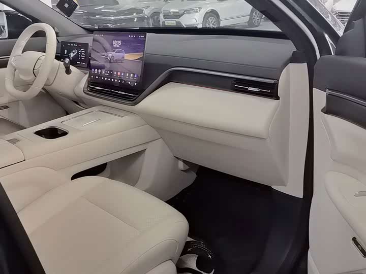 Dongfeng Yipai eπ 008, 2025 — фото 5 из 9