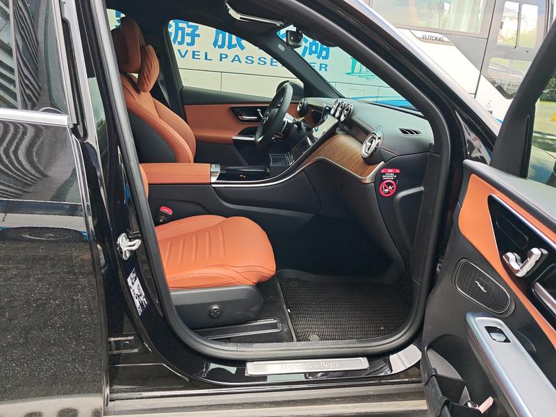Mercedes-Benz GLC-Class Hybrid, 2025 — фото 11 из 12