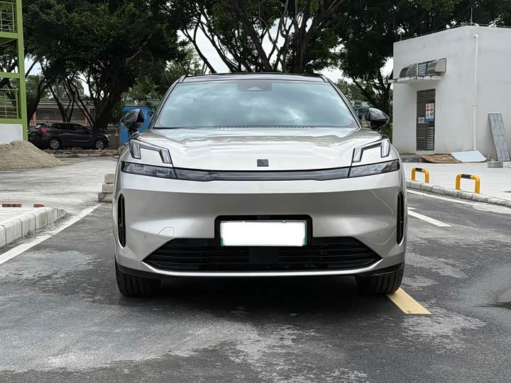 Lynk & Co 08 EM-P Hybrid, 2023 — фото 2 из 9