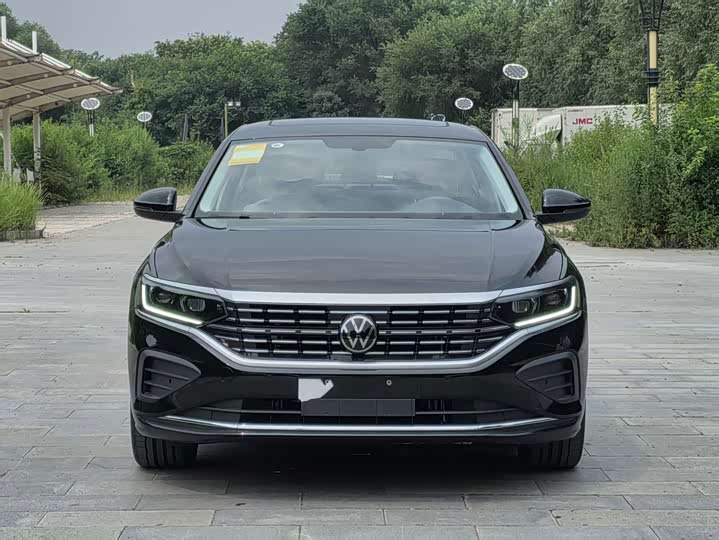 Volkswagen Passat, 2026 — фото 2 из 9