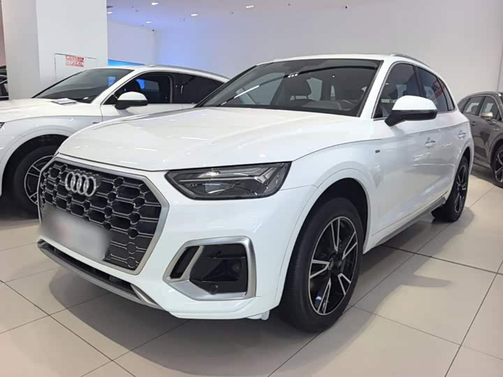 Audi Q5L, 2024 — фото 2 из 9