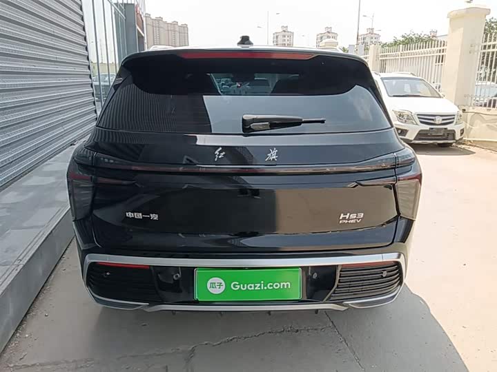 Hongqi HS3 Hybrid, 2025 — фото 6 из 9