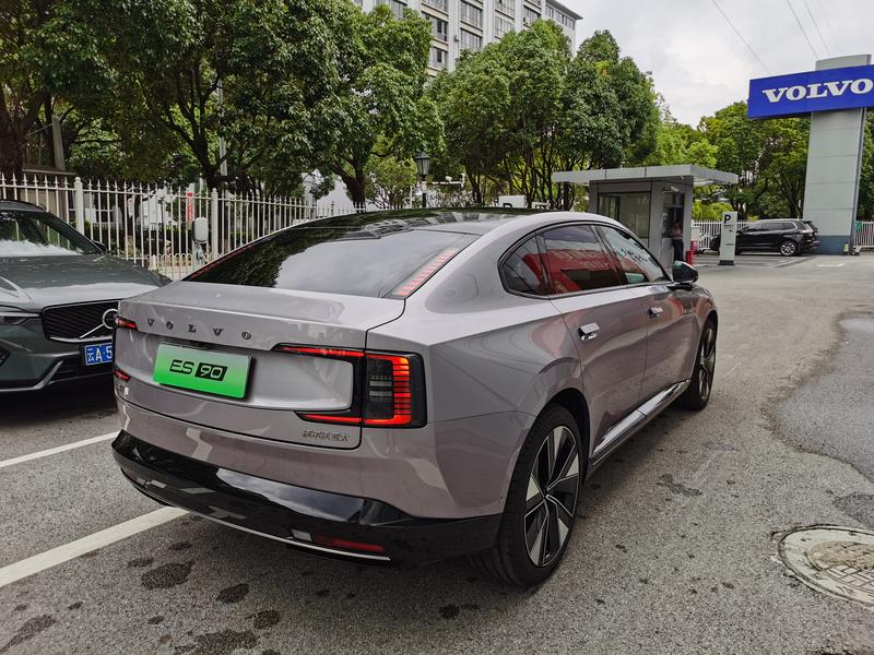 Volvo ES90, 2026 — фото 7 из 12