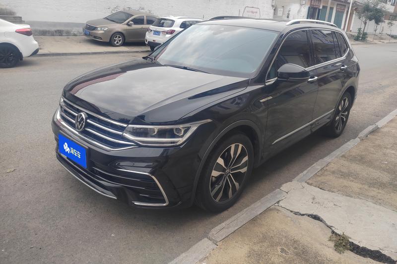 Volkswagen Tiguan L Pro, 2022 — купить в Санкт-Петербурге под ключ