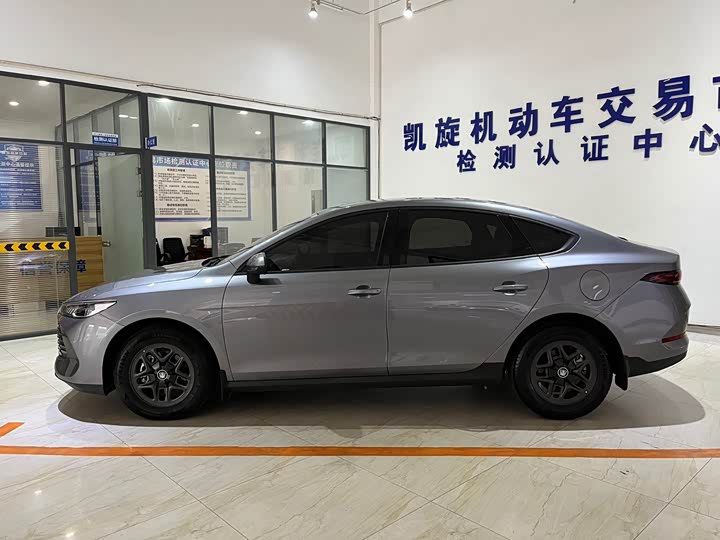BYD Qin Plus, 2025 — фото 7 из 9