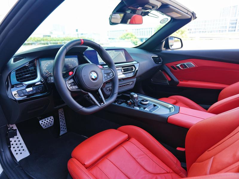 BMW Z4, 2023 — фото 7 из 9
