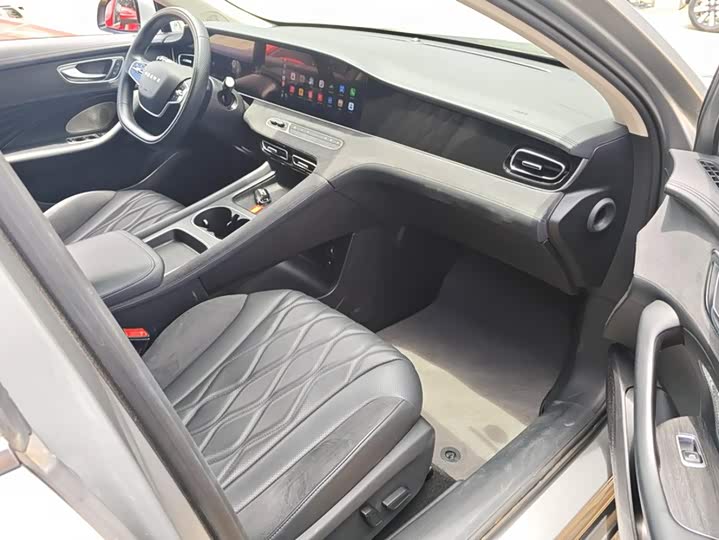 Roewe D7, 2023 — фото 8 из 9
