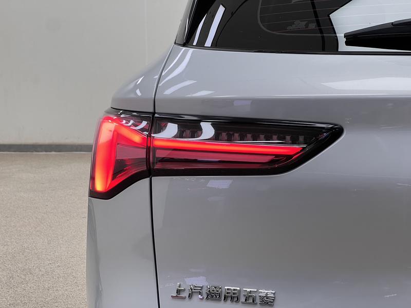 Wuling Starlight S, 2024 — фото 8 из 12