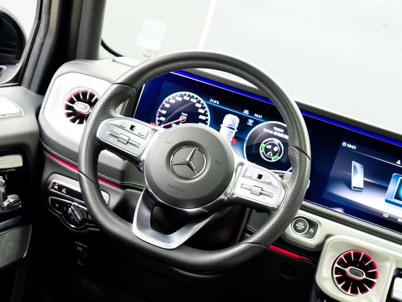 Mercedes-Benz G-Class, 2023 — фото 6 из 11