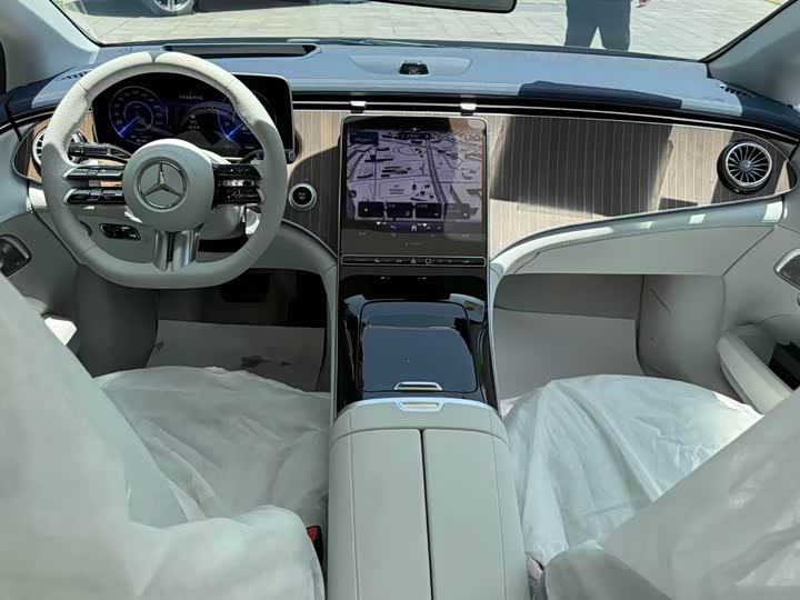 Mercedes-Benz EQE, 2025 — фото 5 из 9