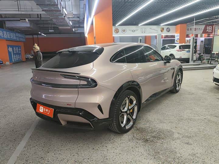 Xiaomi YU7, 2025 — фото 3 из 9