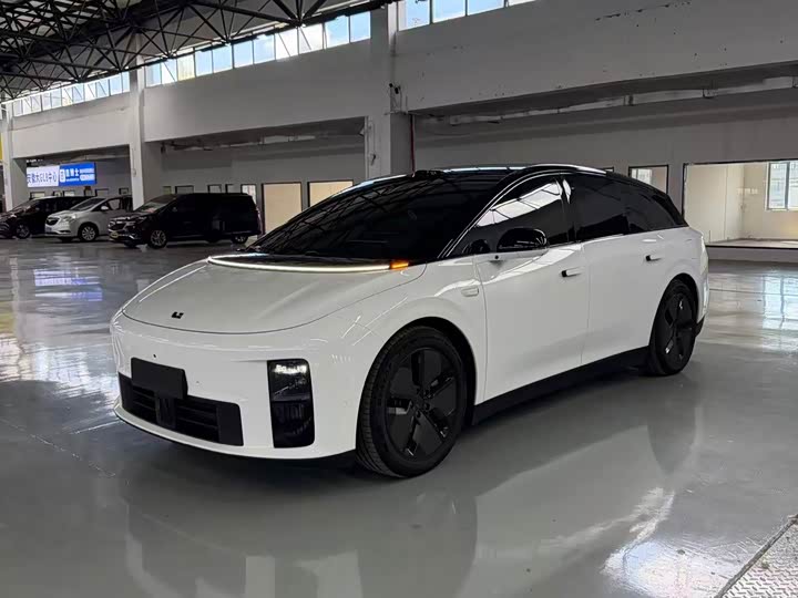 LiXiang i6, 2025 — купить в Ижевске под ключ