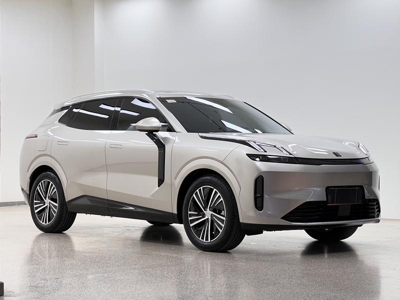 Lynk & Co 08 EM-P Hybrid, 2024 — фото 3 из 12
