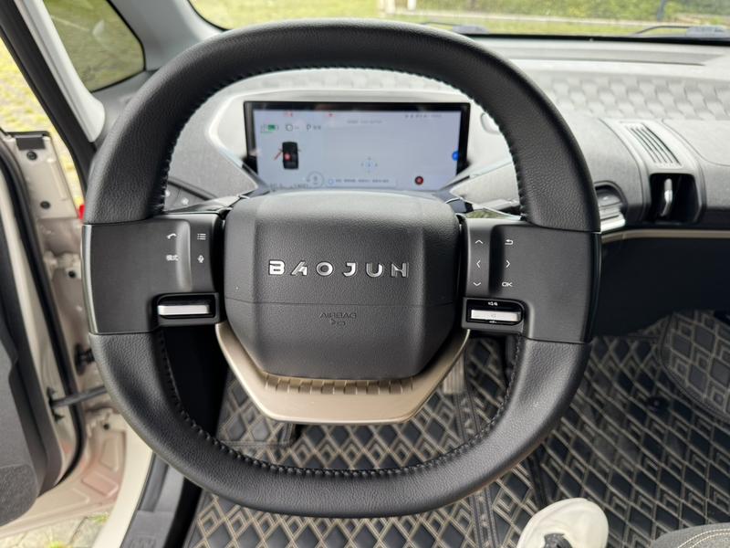 Baojun KiWi EV, 2022 — фото 10 из 12