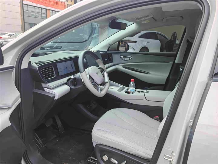 BYD Sea Lion 06 Hybrid/EV, 2026 — фото 7 из 9