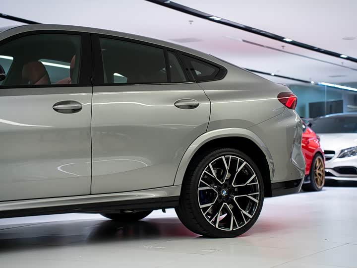 BMW X6 M, 2023 — фото 9 из 9