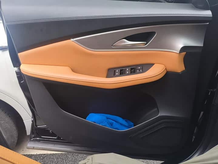Dongfeng Forthing T5 EVO, 2023 — фото 7 из 9