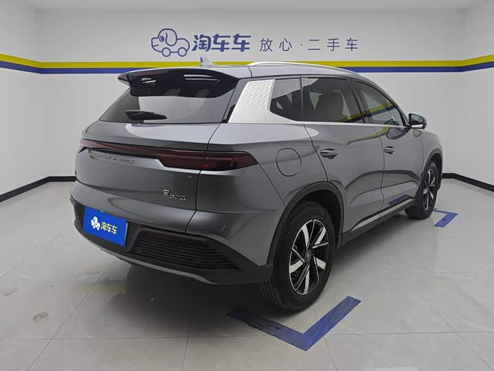 BYD Song Pro Hybrid, 2023 — фото 3 из 9