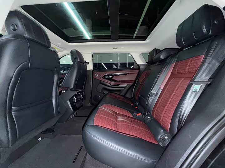 Land Rover Range Rover Evoque L, 2022 — фото 7 из 9