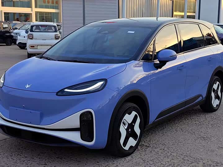 BAIC Arcfox Kaola, 2023 — купить в Владимире под ключ