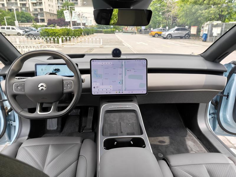 Nio ET5T, 2025 — фото 8 из 12