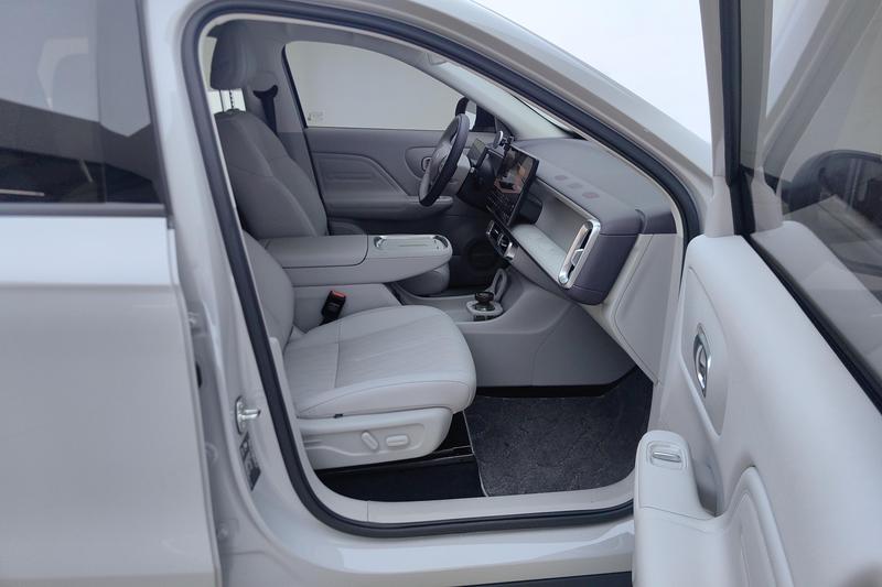 Leapmotor B10, 2025 — фото 11 из 12
