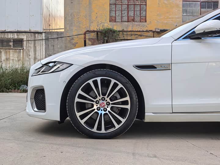 Jaguar XF L, 2022 — фото 9 из 9