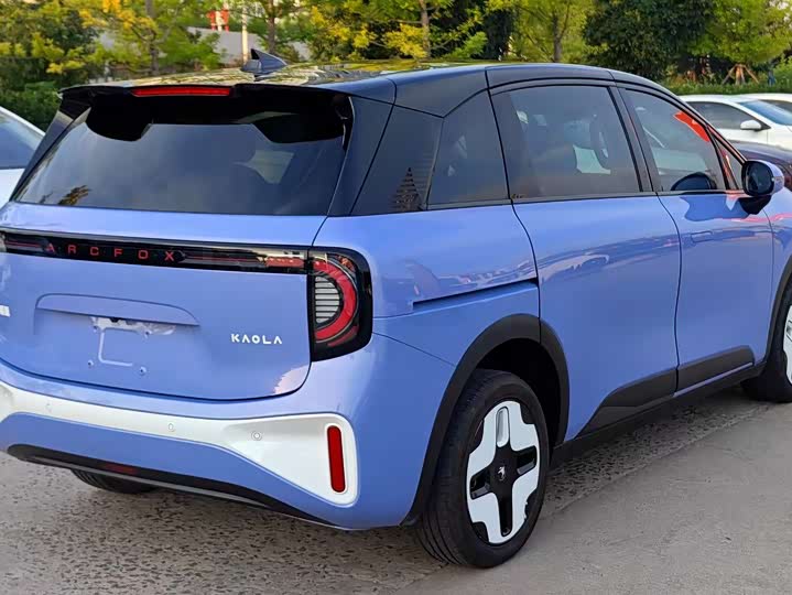 BAIC Arcfox Kaola, 2023 — фото 4 из 9