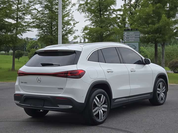 Mercedes-Benz EQA, 2023 — фото 8 из 9