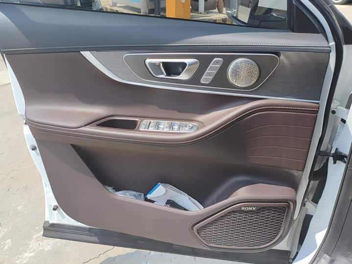 Chery Tiggo 8 Pro Hybrid, 2023 — фото 7 из 9