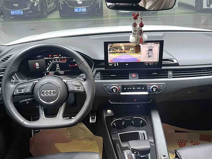 Audi A4L, 2023 — фото 8 из 9