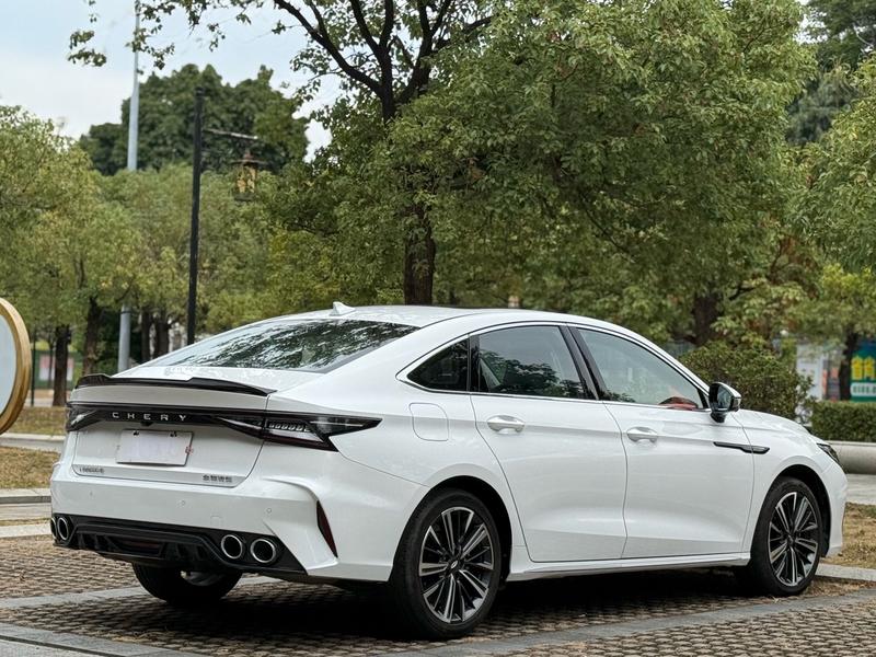 Chery Arrizo 8, 2024 — фото 7 из 12