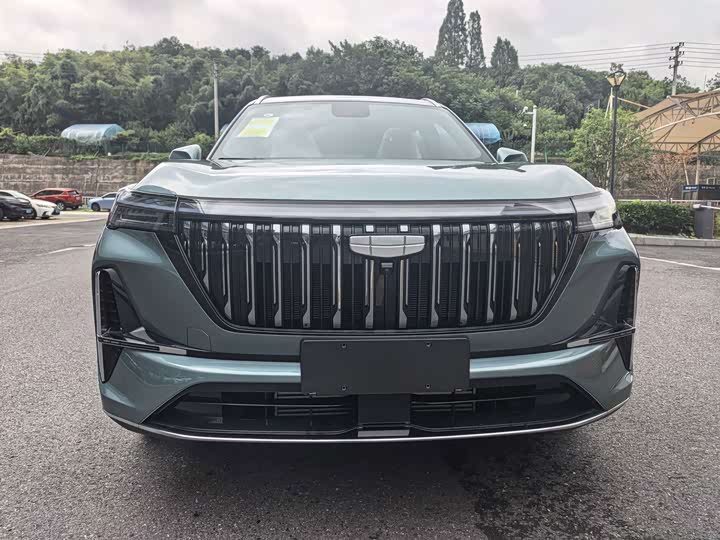Geely Atlas L, 2026 — фото 2 из 9