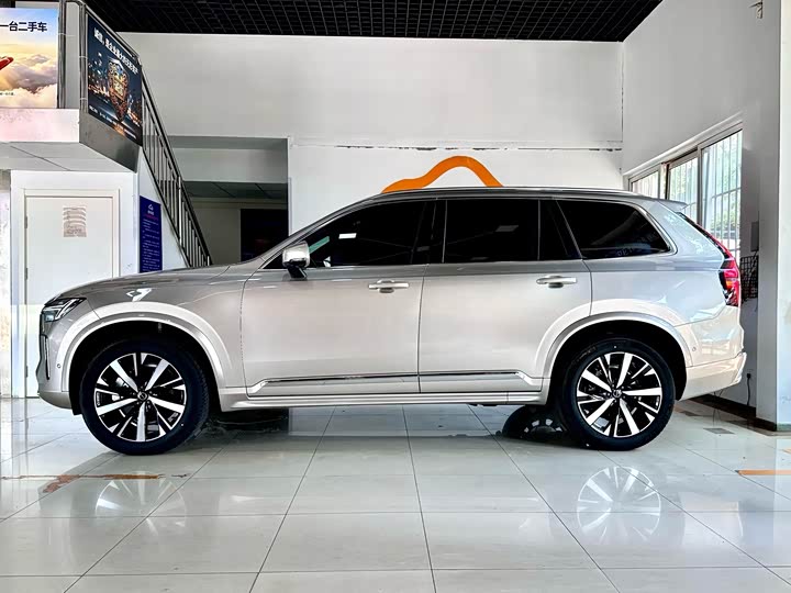 Volvo XC90, 2025 — фото 4 из 9